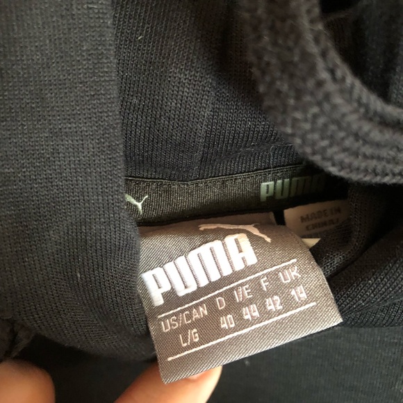 Puma Sweater (Hoodie) - Picture 5 of 5